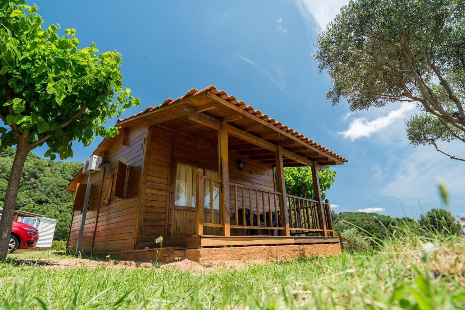 Hôtel Camping El Pasqualet à Caldes De Montbui Extérieur photo