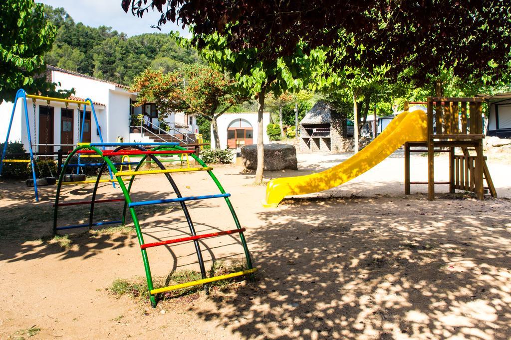Hôtel Camping El Pasqualet à Caldes De Montbui Extérieur photo