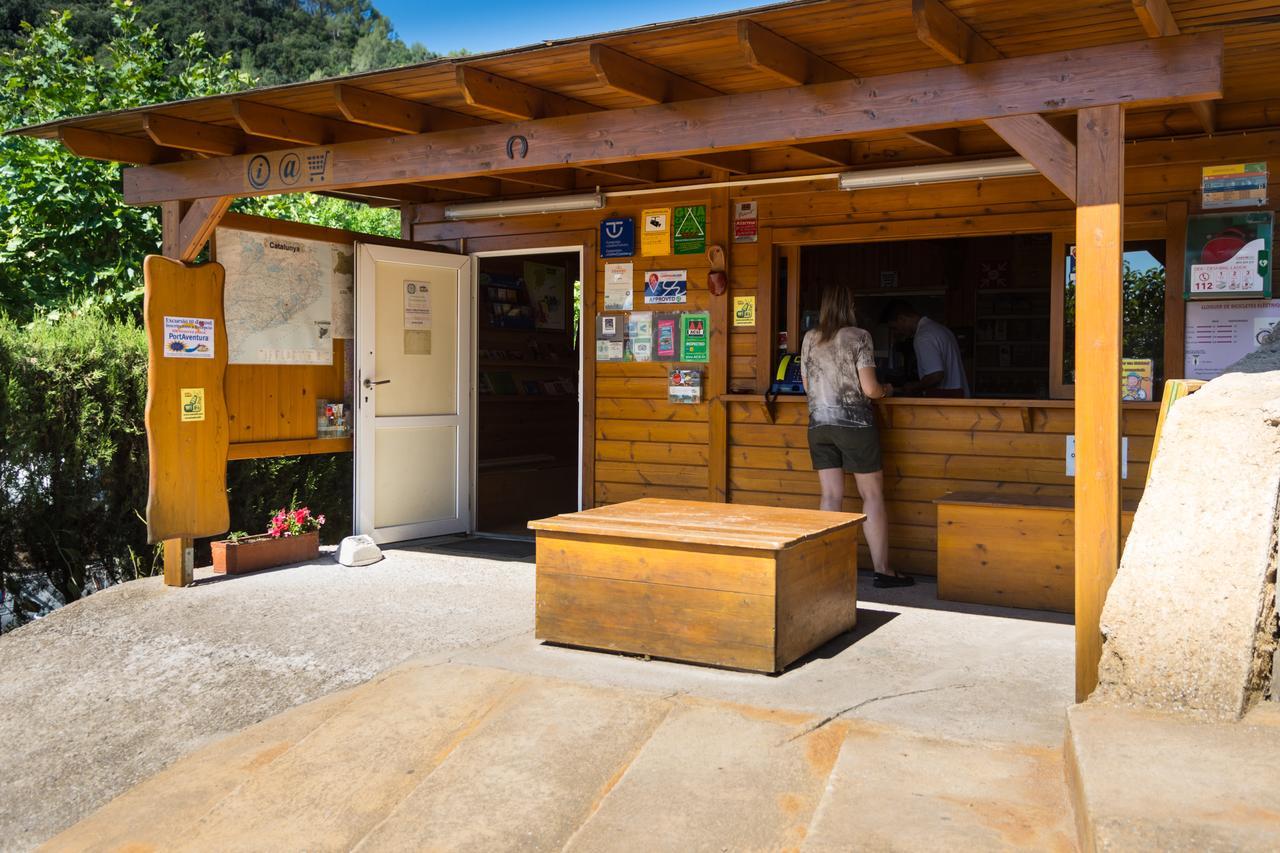Hôtel Camping El Pasqualet à Caldes De Montbui Extérieur photo